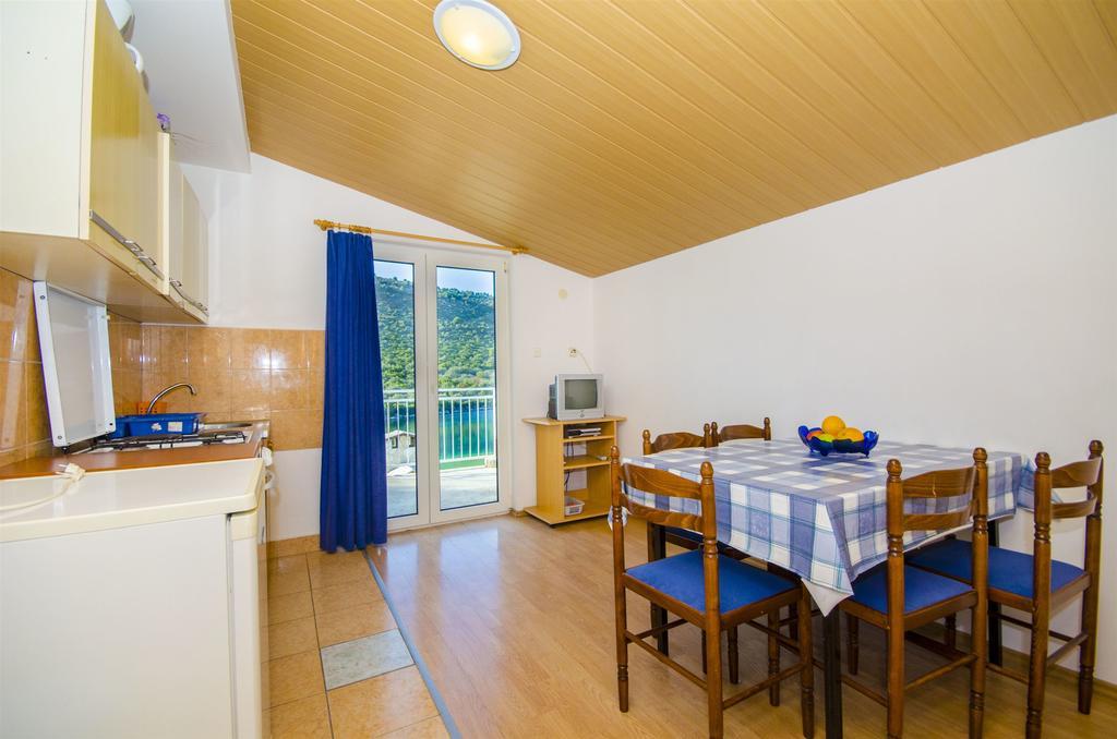Apartments Nada Рогозница Екстериор снимка
