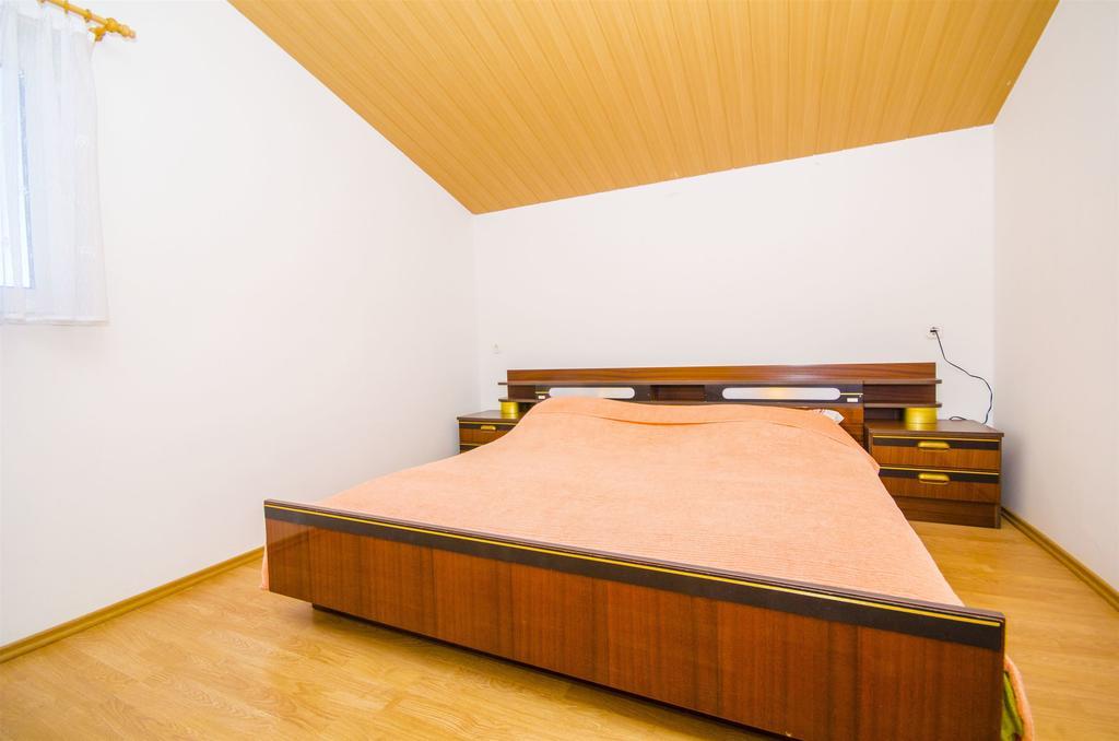 Apartments Nada Рогозница Екстериор снимка