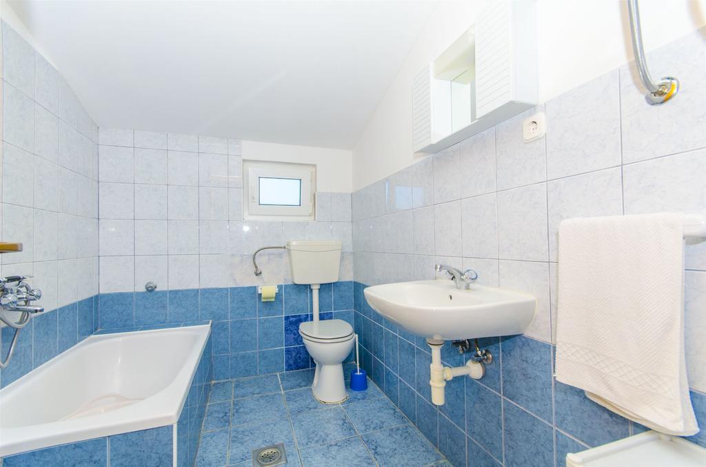 Apartments Nada Рогозница Екстериор снимка