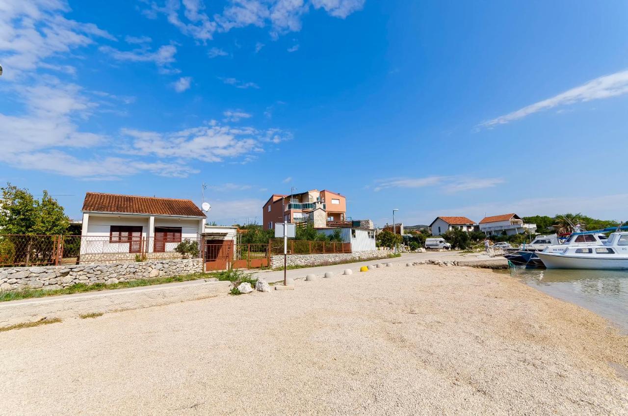 Apartments Nada Рогозница Екстериор снимка